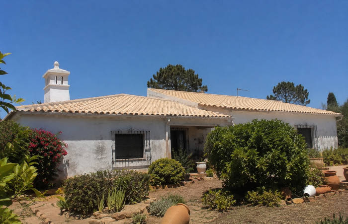 Limpeza de telhado em Faro
