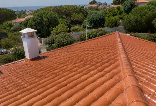 Resultado após a impermeabilização do telhado de uma moradia unifamiliar no Algarve