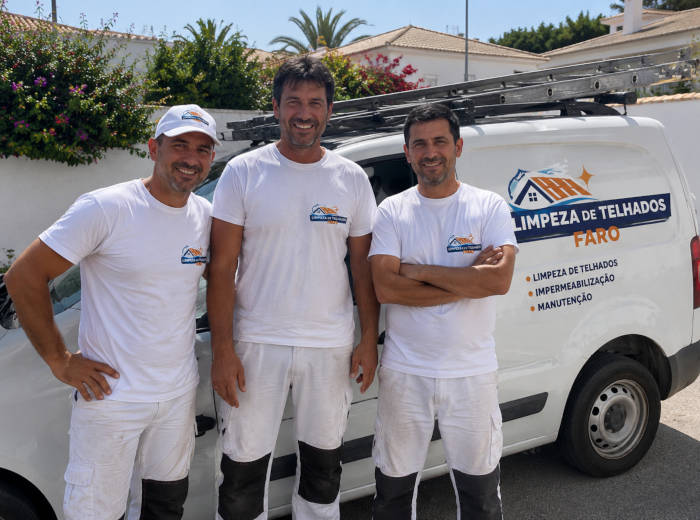 Equipa Limpeza de Telhados Faro